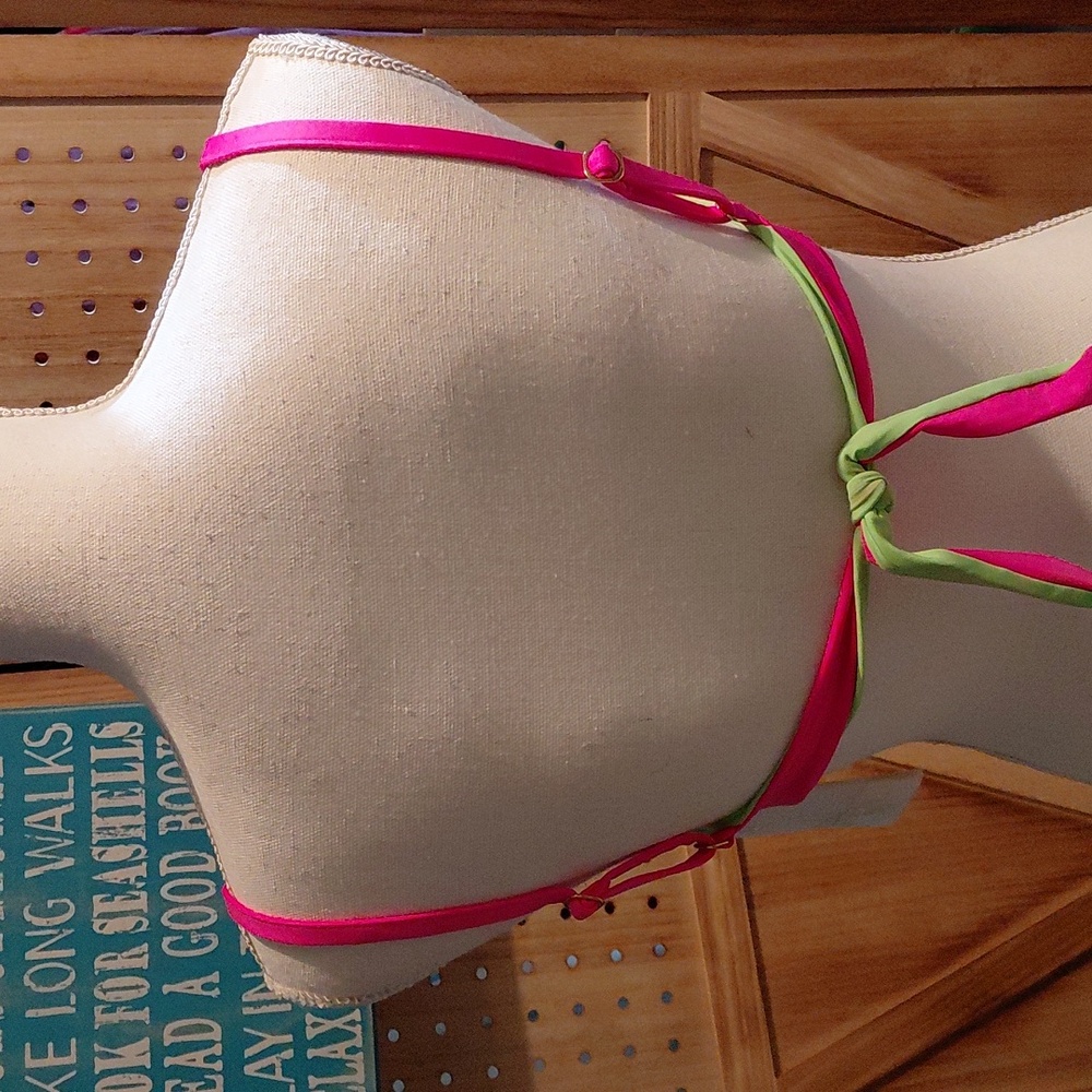 a.ch’e Hot Pink Underwire Bikini Top NWT 32C 34B 36A Barbiecore Swim - Picture 2 of 4